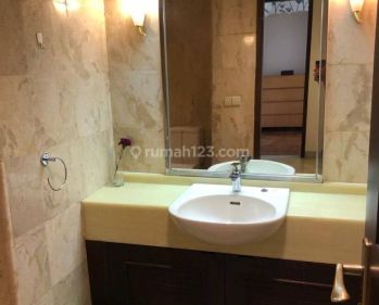 Apartement Park Royale Tower 3 2 BR Full Furnished Bagus HGB