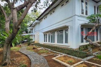 *RUMAH BAGUS - T/B 1038/575 - DEKAT HIGHSCOPE