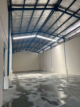 Gudang Gandeng Legok uk 360 m2, Harga sewa 200 juta / tahun unit