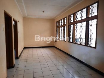 Rumah sayap Pajajaran yang nyaman dalam lingkungan yang tenang dan aman