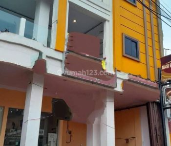 Disewakan Ruko Gandeng 3 Jatiwaringin, Bekasi Barat