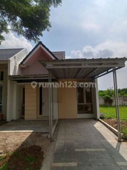 Rumah huk dekat Sumarecon gading crown