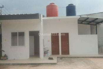 Gudang siap pakai kondisi rapi lokasi cipondoh