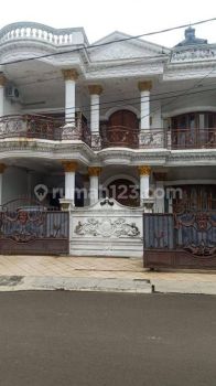 Rumah 2 Lantai Mewah Dan Murah di Vila Nusa Indah Bogor