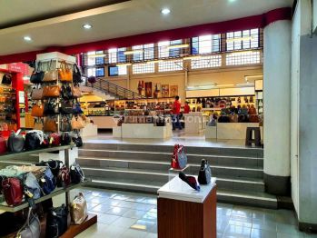 Ruang Usaha 1.829m2 Komersil Turun Harga Strategis Ramai Cocok Untuk Hotel Usaha