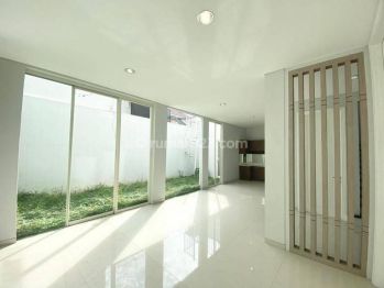 Rumah Murah 5.3 M Citraland Pakuwon Indah Graha Family Darmo Permai