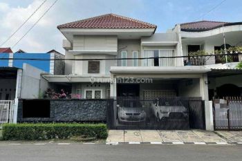 Dijual Rumah Siap Huni Strategis di Bintaro Jaya Tangerang Slatan