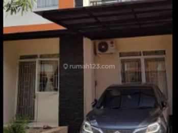 Rumah Dijual Siap Huni 2 Lantai Dekat Stasiun Dan Toll 14987