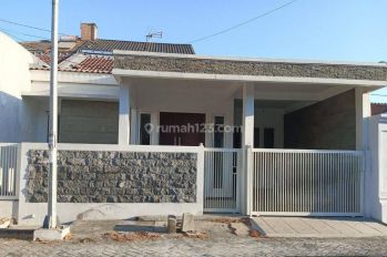 Dijual Rumah Baru Gress di Taman Pondok Indah Wiyung