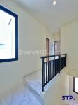 thumbnail-jual-rumah-baru-royal-green-bay-di-sukolilo-dian-regency-2-5