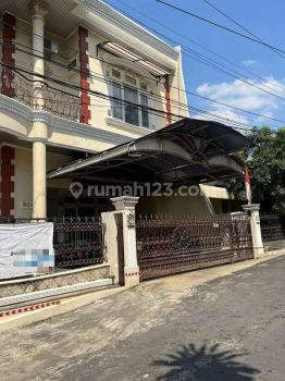 Rumah Semarang Mewah Dekat UNDIP FULL FURNISHED siap HUNI
