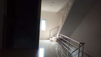 Gedung baru untuk kantor dan usaha di dekat pondok indah