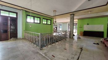 COCOK COFFE SHOP ! Rumah Tepi Aspal Lingkungan Elite dkt Tugu Jogja