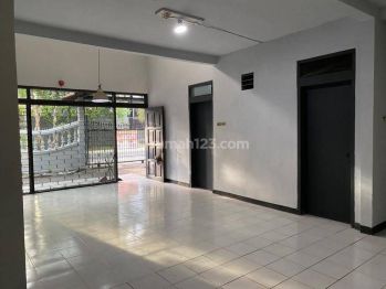 Disewakan Rumah di Daerah Kayu Putih 02, Jakarta Timur