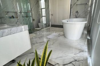 Rumah Di Elang Laut, Pik 1, Jakarta Utara. Uk 10x26 M