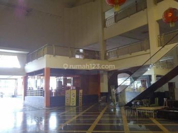 Gedung Mall Kawasan Premium Buahbatu Pelajar Pejuang