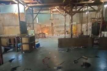 Chandra Disewa Rumah Uk 10x18m Cocok Sablon di Jelambar