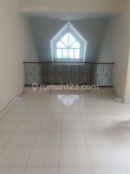 Disewakan rumah di citra 3 palem lestari uk.8 x15 / 2 lantai..kt 3+ 1 ..km THN