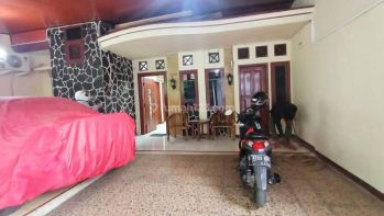 Rumah 2lantai strategis,nyaman,aman dekat cikunir bekasi