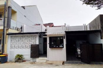 Rumah di Komplek Pesona Cinangka Asri.. Sawangan Depok