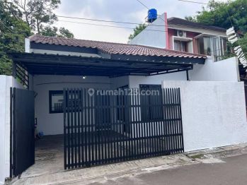 Rumah Murah Lokasi Strategis Selangkah ke Mall Cinere
