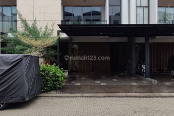 Hot . Rumah mewah Zora Keia, BSD