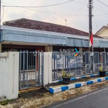 Disewakan Rumah Klasik di Tidar, Malang