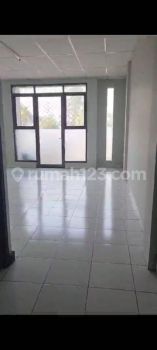 Disewakan Ruko Keren 3,5 Lt Di Mekar Wangi