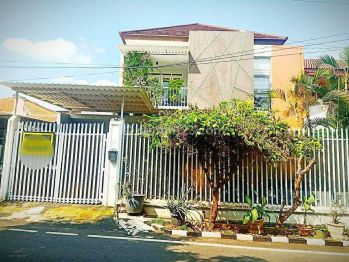 Rumah dijual mewah dalam komplek duren sawit Jakarta Timur