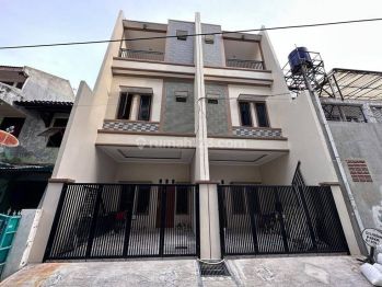 Non.600 Rumah New 3lt, Jln 2 Mobil tanjung Duren Jakarta Barat