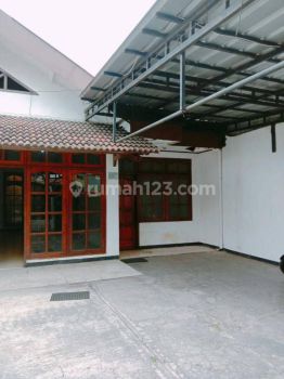 Rumah 1 lantai cocok buat kantor di belakang Citos Fatmawati