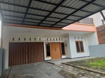 Rumah Siap Huni Srondol Wetan Dekat Exit Toll Banyumanik