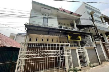 Dijual Rumah Kost Nempel Ui, Cocok Usaha Kost Dan Laundry