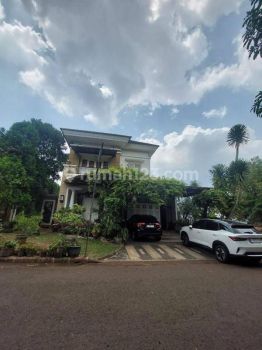 Dijual Cepat Rumah Hadap Mall Living Word di Grand Wisata
