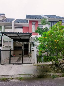 Rumah 2 Lantai Bagus di komplek greenpark jatiwarna Bekasi