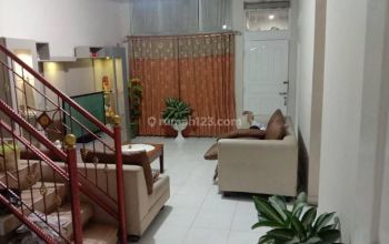 Rumah Terawat Nyaman Dan Aman di Taman Puspa Indah Bandung