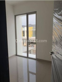 Disewakan Rumah 6x10 Cluster PIK2 Tahap 1