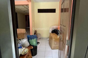 Disewakan Rumah Murah 2 Lt Di Kemang Pratama 2