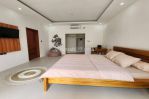 thumbnail-brand-new-minimalist-villa-with-private-pool-located-in-strategic-area-of-canggu-2