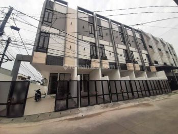 Rumah Baru Siap Huni Strategis Di Kepa Duri Mas Taman Ratu(TR138)