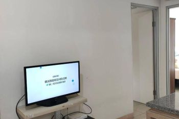 DISEWAKAN TAHUNAN APARTEMEN GREENBAY PLUIT 2BR FURNISH TOWER E LANTAI SEDANG