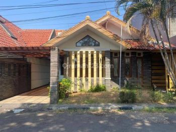 Rumah di Arcamanik Bandung Disewakan Dalam Komplek Terawat Siap Huni