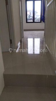 rumah mewah dan modern di jalan taruna kemayoran jakarta pusat