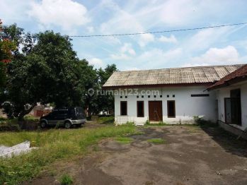 Tanah pinggir jalan raya nol jalan