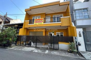 Non.648s , Rumah Hoki 2 Lantai Tanjung Duren Jakarta Barat