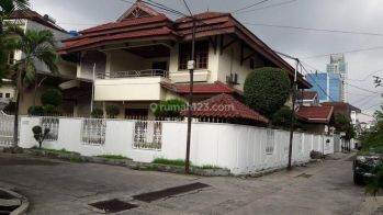 Rumah murah itung tanah saja hook timur utara luas 414 njop 6,5M jual 6,7M di