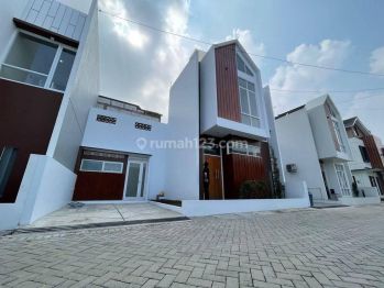 Rumah READY STOCK di dekat EXIT TOL Pasteur Setrasari Pasirkaliki