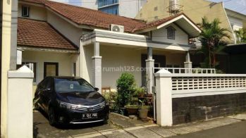 DiJual Rumah Bagus,SHM,Siap Huni, Daerah Menteng Jakarta Pusat