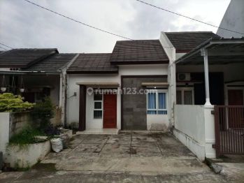 Dijual Rumah Kondisi Bagus di Cimanggis, Depok