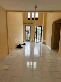 Rumah baru renovasi disewakan murah di Citra Raya Tangerang